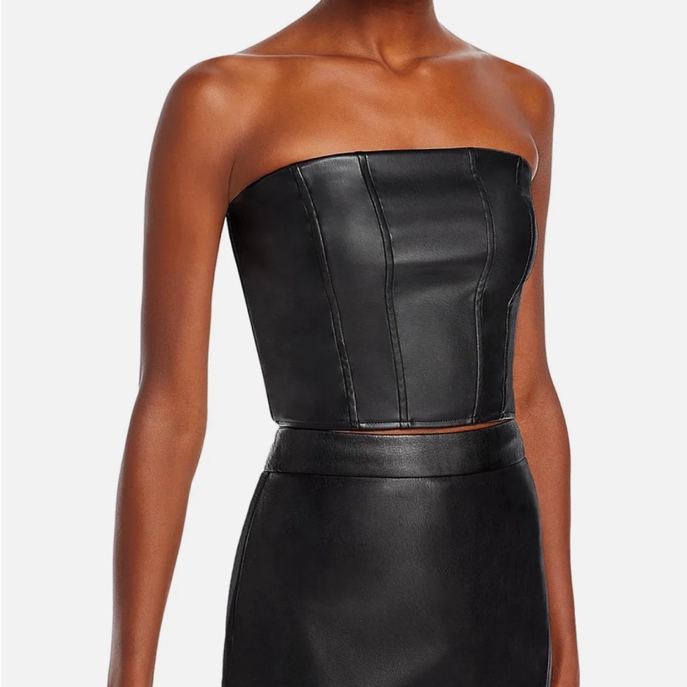 Cher Womens Faux Leather Cropped Strapless Top